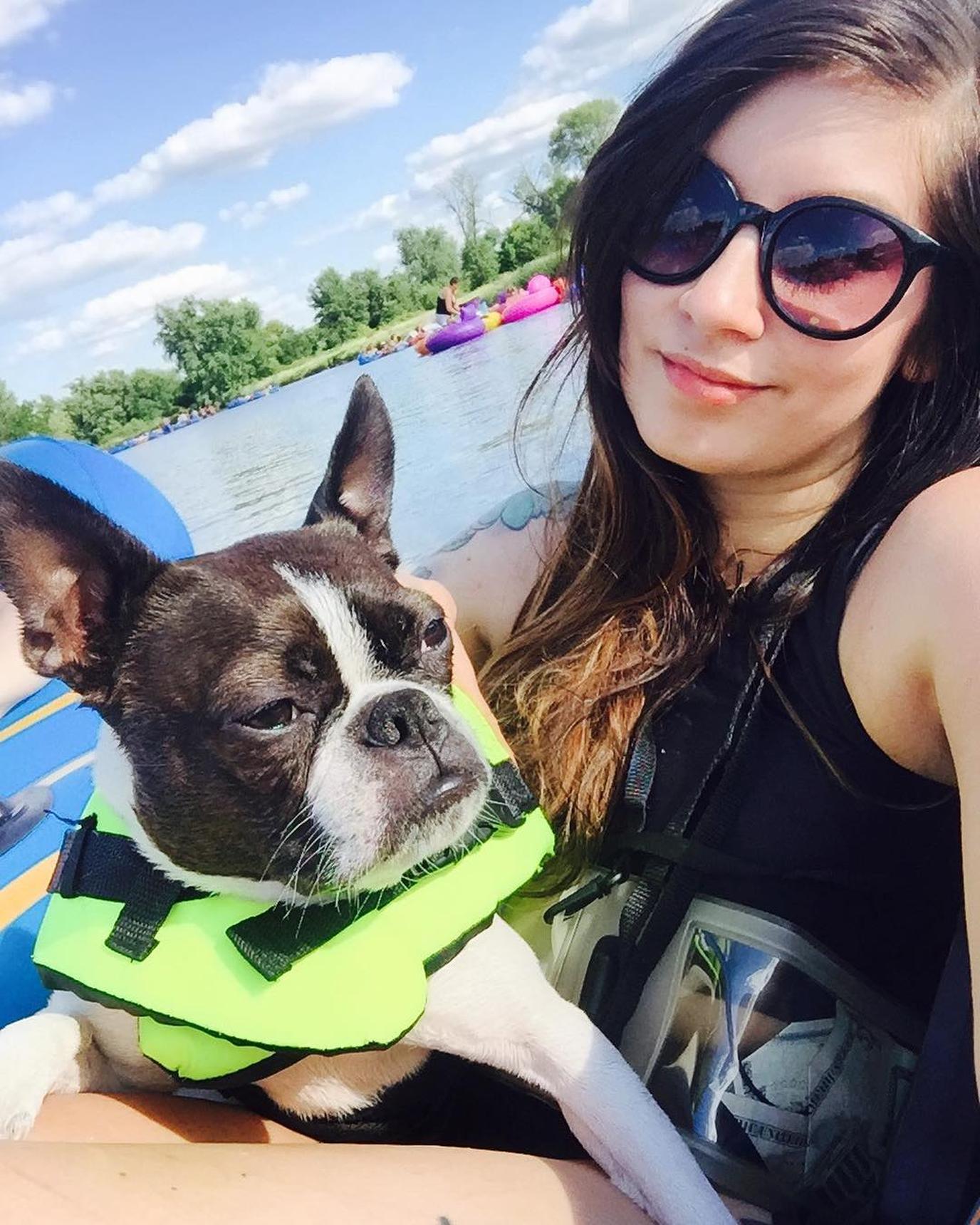 Tubing Adventures with Fido in Wisconsin on the Sugar River. Go tubing with your dog in Wisconsin at S & B tubing.