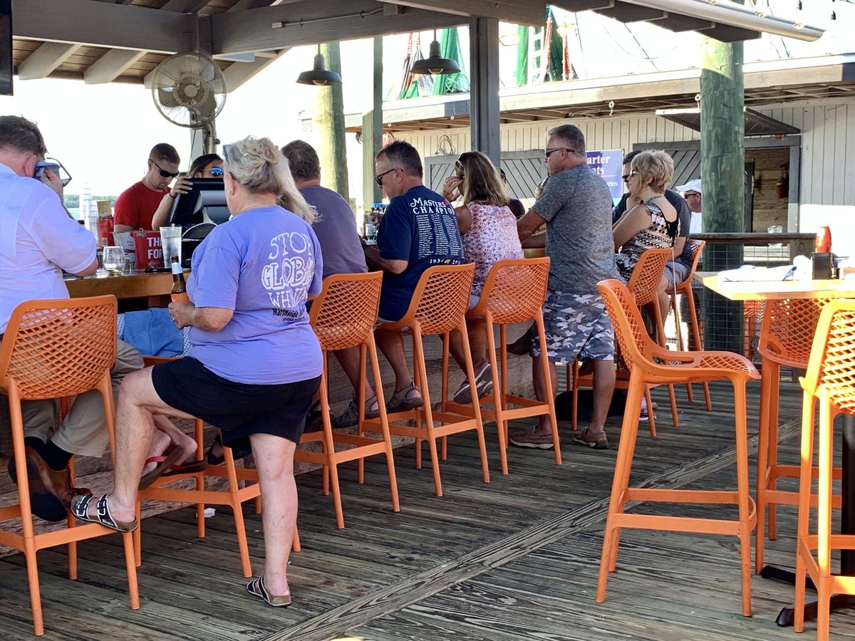 Hudson's Seafood House on the Docks restaurant view 5
