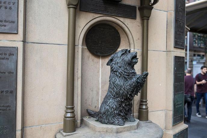 Islay Is A Dog Monument in Sydney, Australia. A Statue at a Dog Memorial in Sydney, Australia.