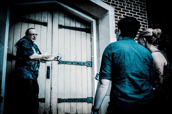 Chattanooga Ghost Tours, Inc. leads pet-friendly ghost tours of the Tennessee town. Take a pet-friendly haunted tour with Chattanooga Ghost Tours, Inc.