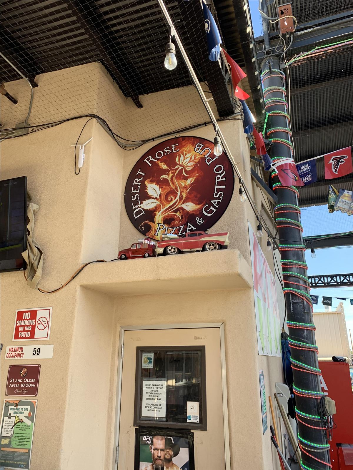 Desert Rose Pizza and Gastropub restaurant view 2