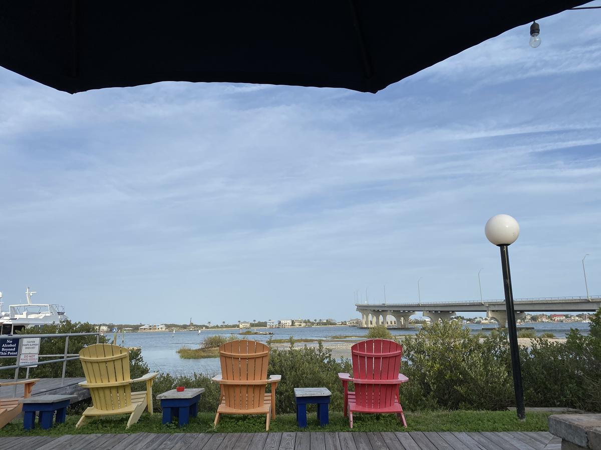 Kingfish Grill restaurant view 6