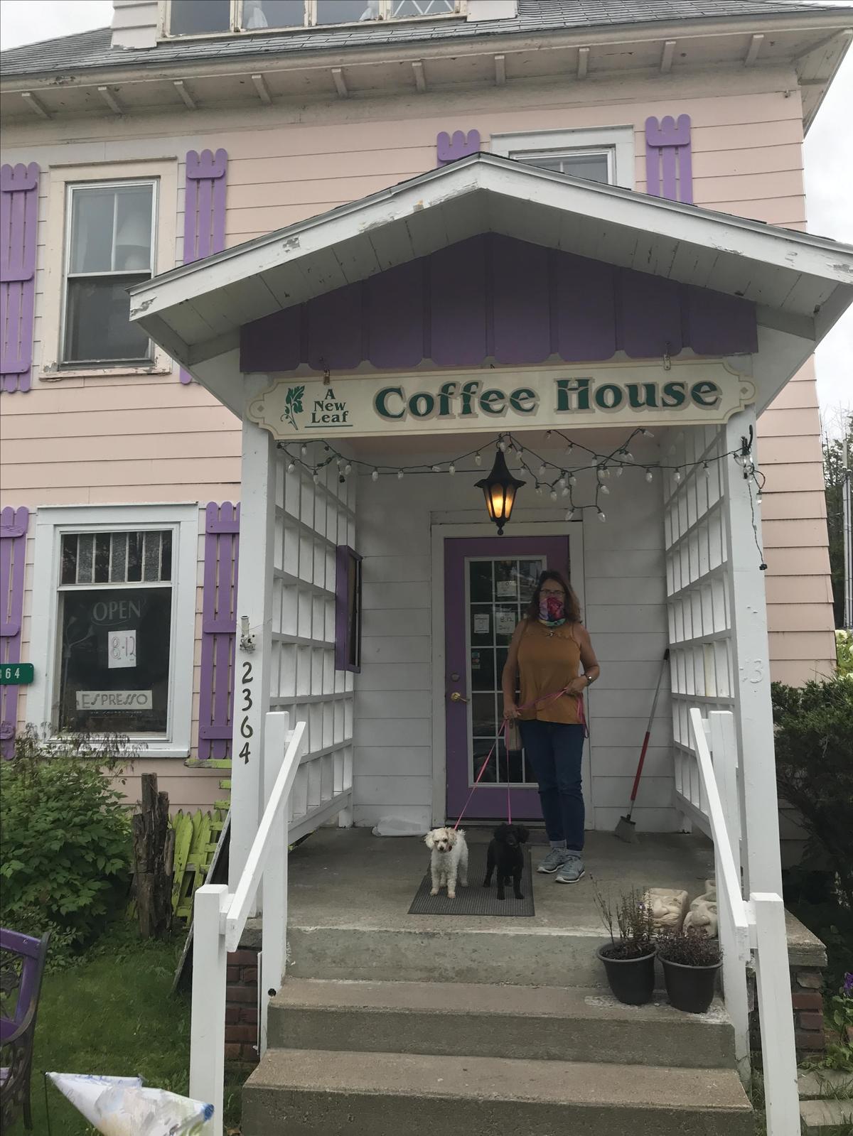 A New Leaf Coffeehouse restaurant view 4