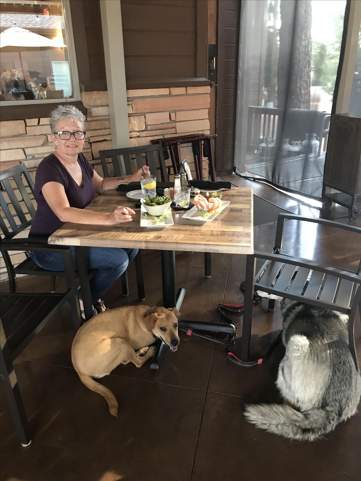 Fargo's Steakhouse restaurant view 3
