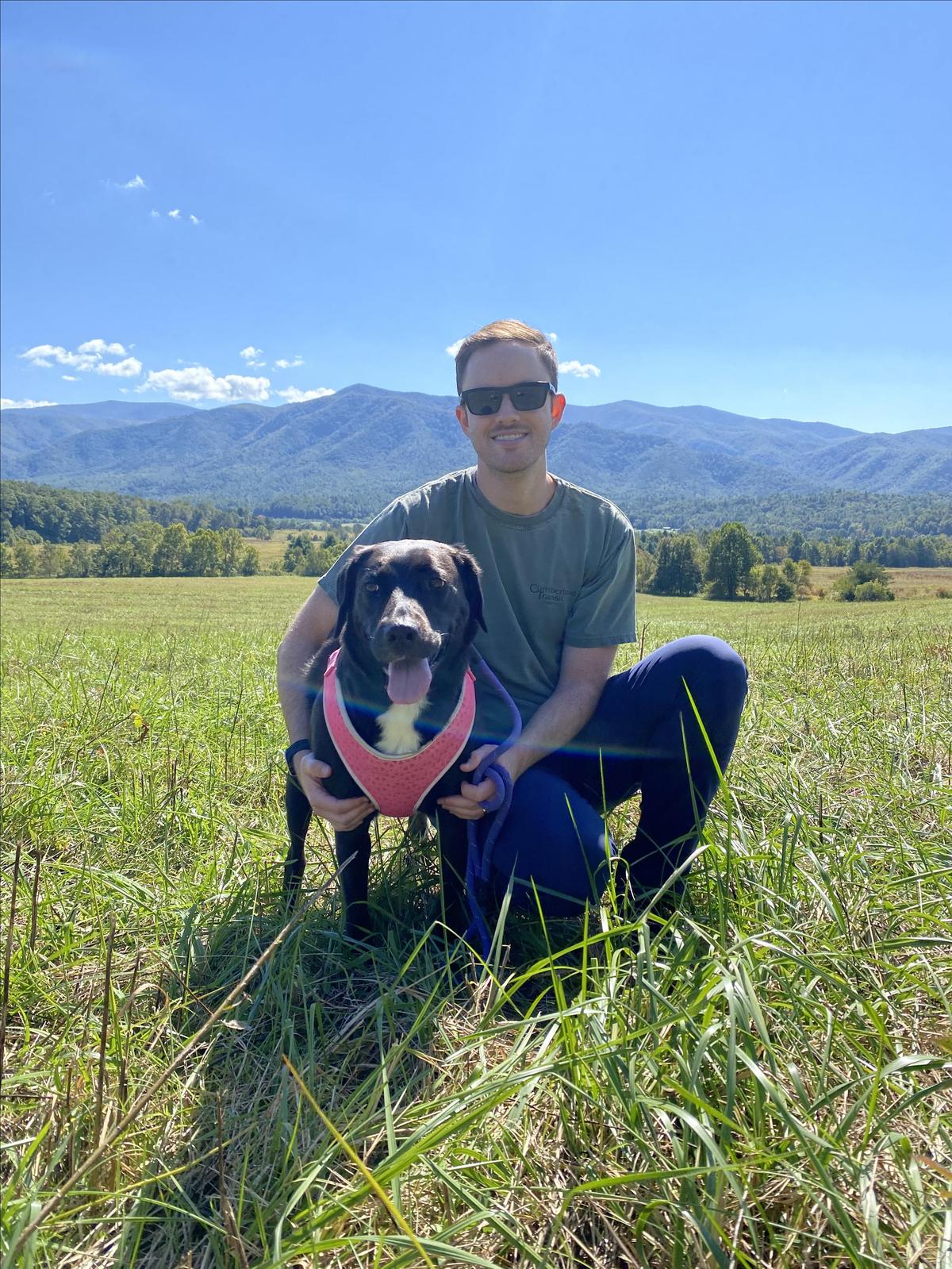 is cades cove dog friendly