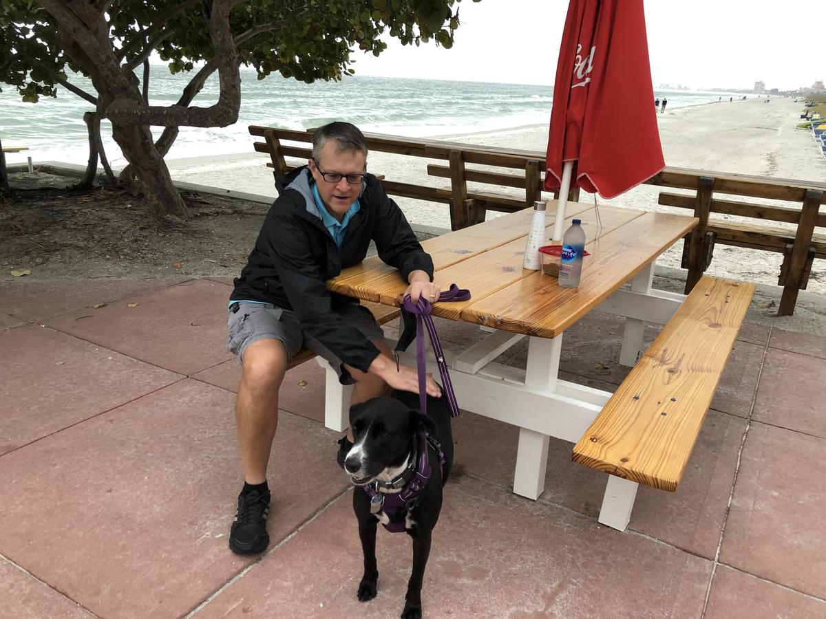 Paradise Grille restaurant view 4