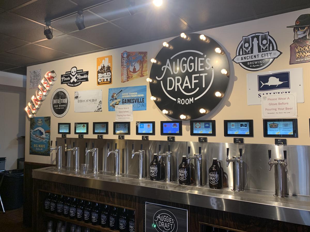Auggie's Draft Room restaurant view 2