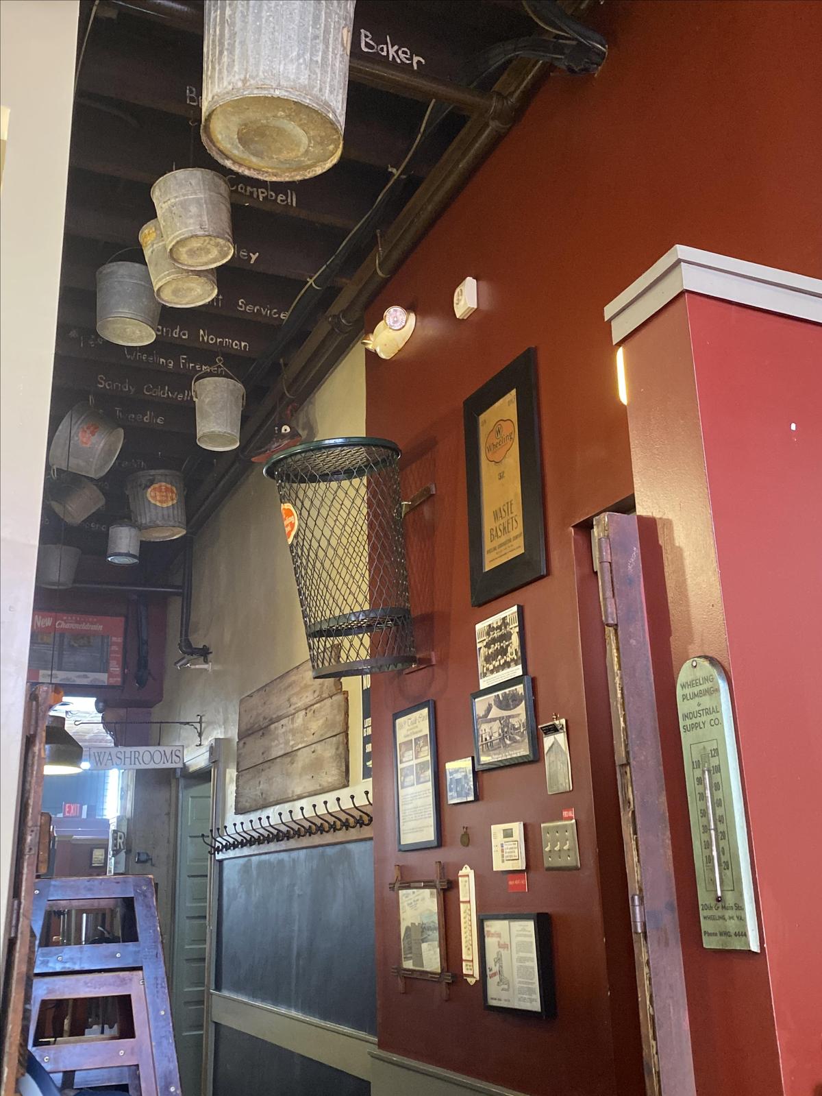 Later Alligator restaurant view 3