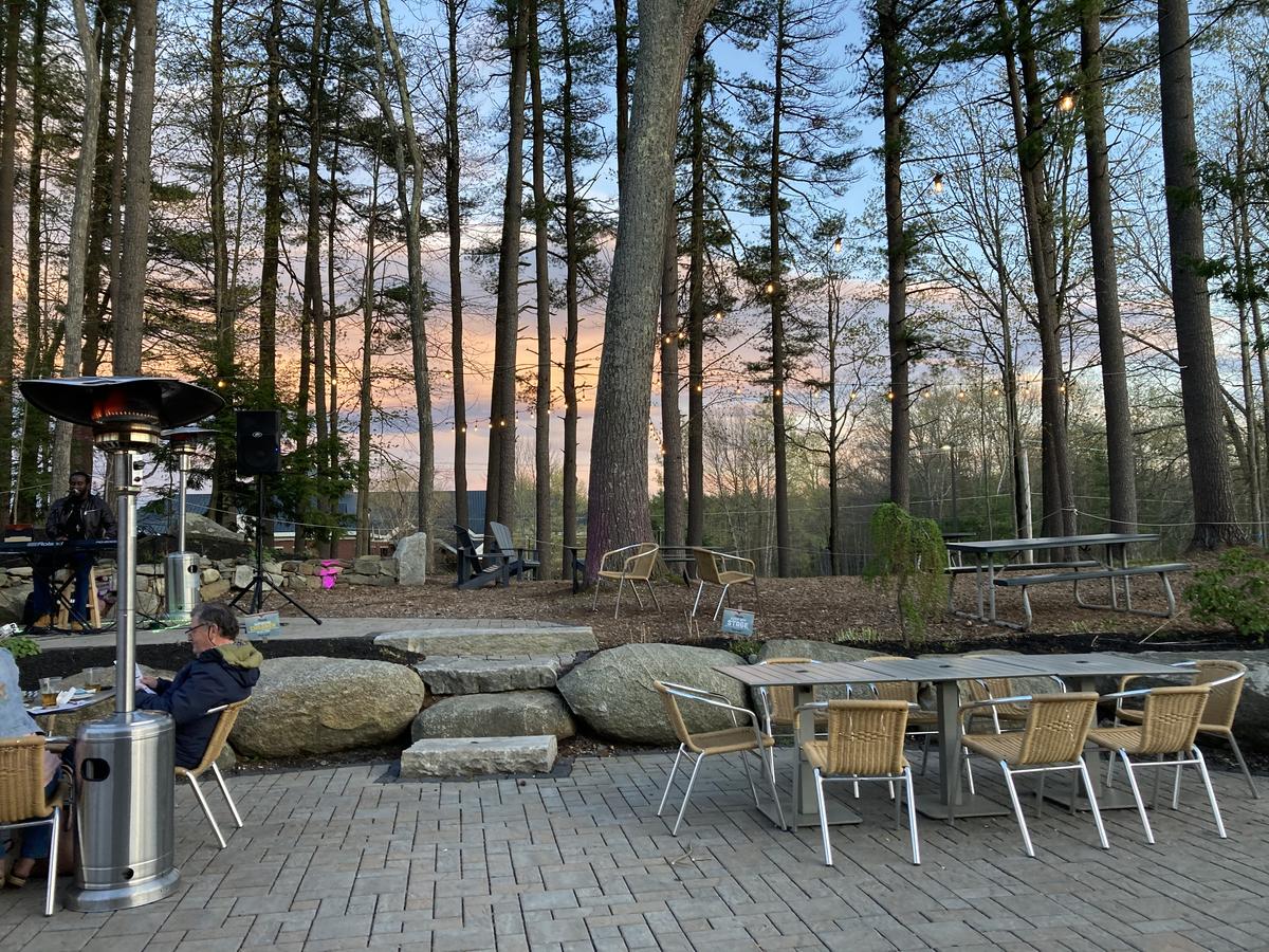 Smuttynose Restaurant restaurant view 5