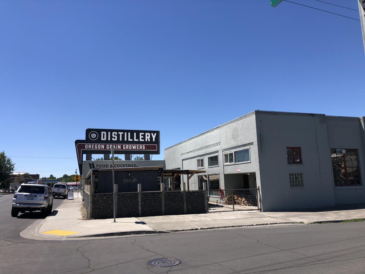 Oregon Grain Growers Brand Distillery restaurant view 9