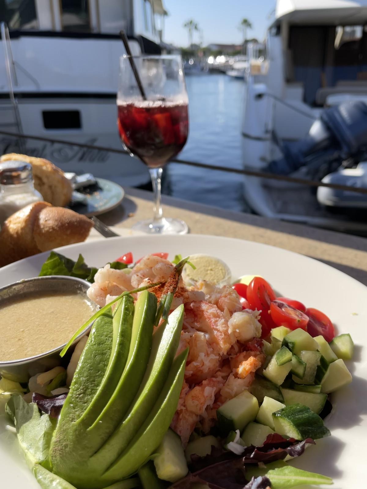 Bluewater Grill restaurant view 3