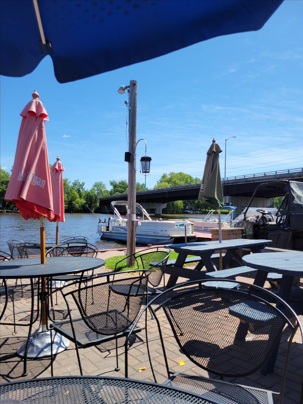 The Bridge Bar & Restaurant restaurant view 1