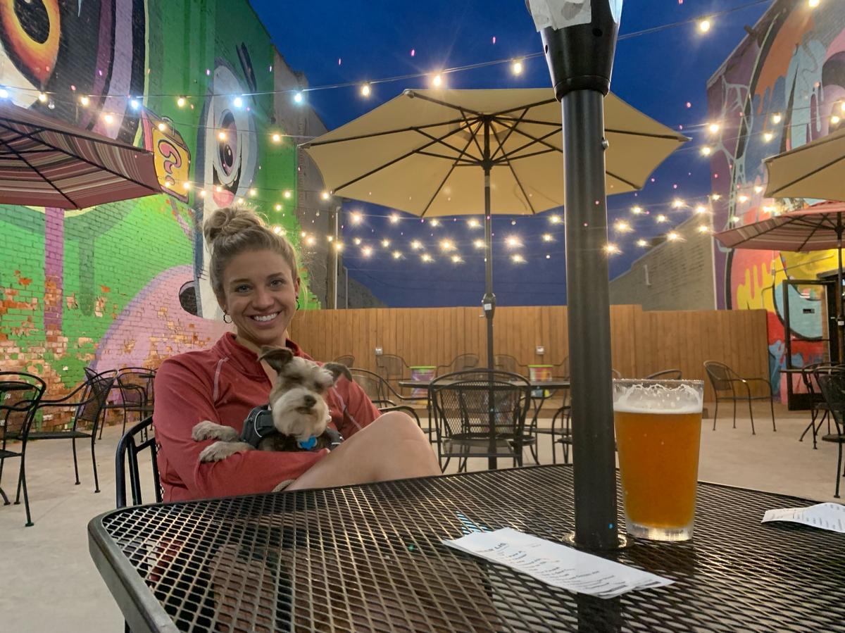 Sophisticated Hound Brewing Company restaurant view 4