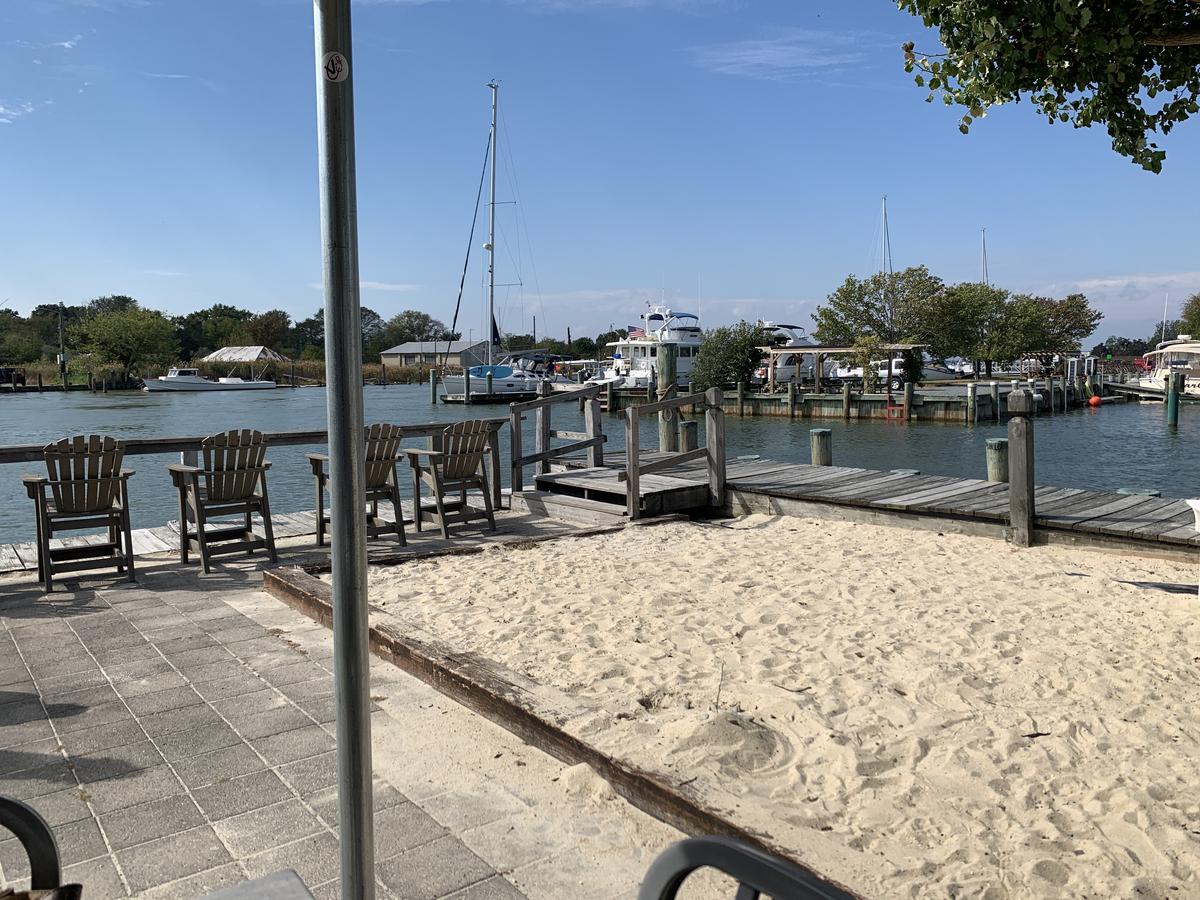 Marker 5 restaurant view 1