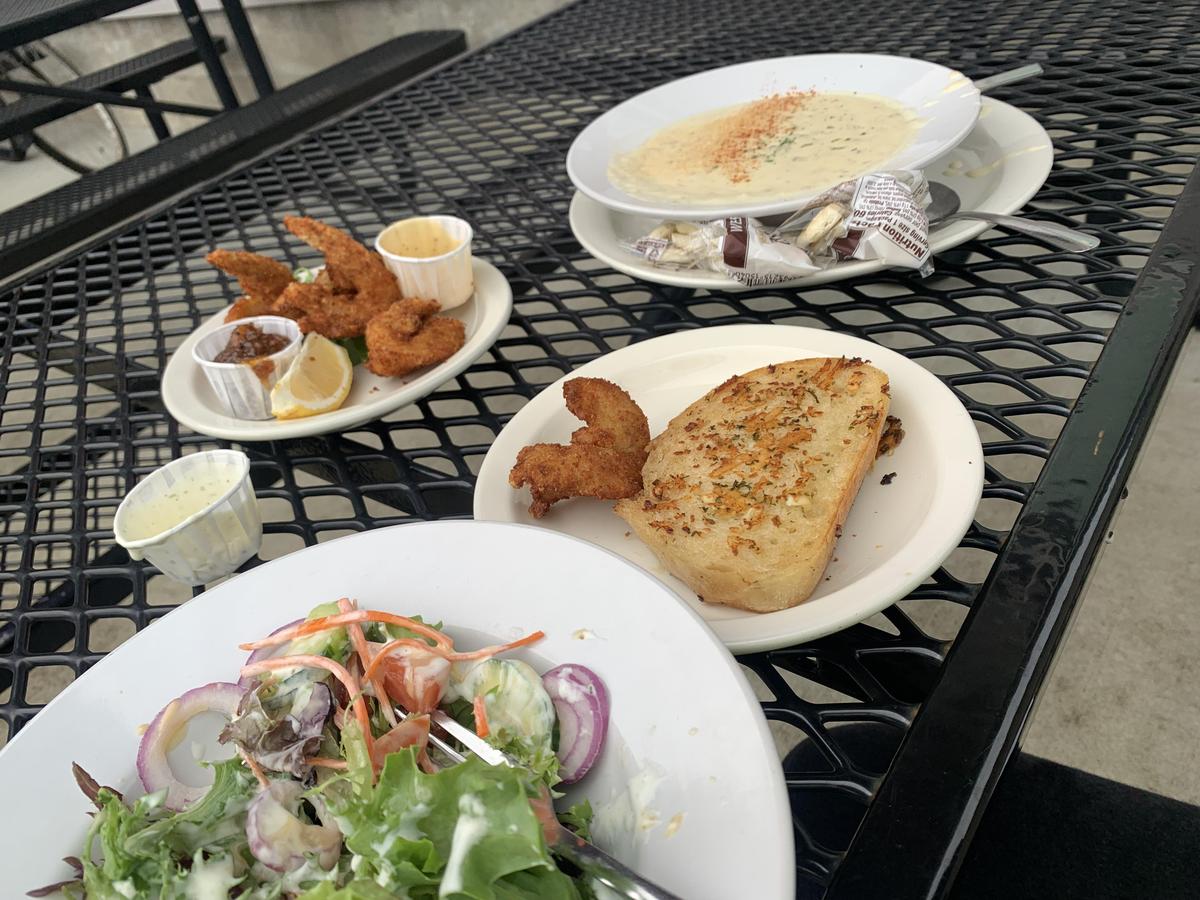 Off the Hook Bar & Grill restaurant view 2