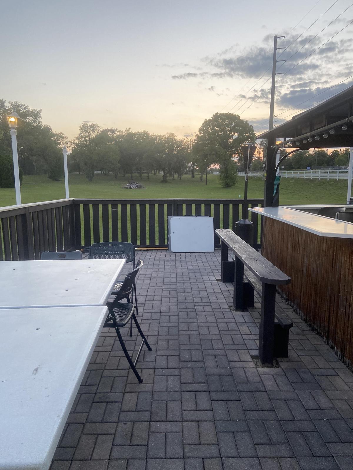 Sauced Hogs BBQ Bar & Grill restaurant view 1
