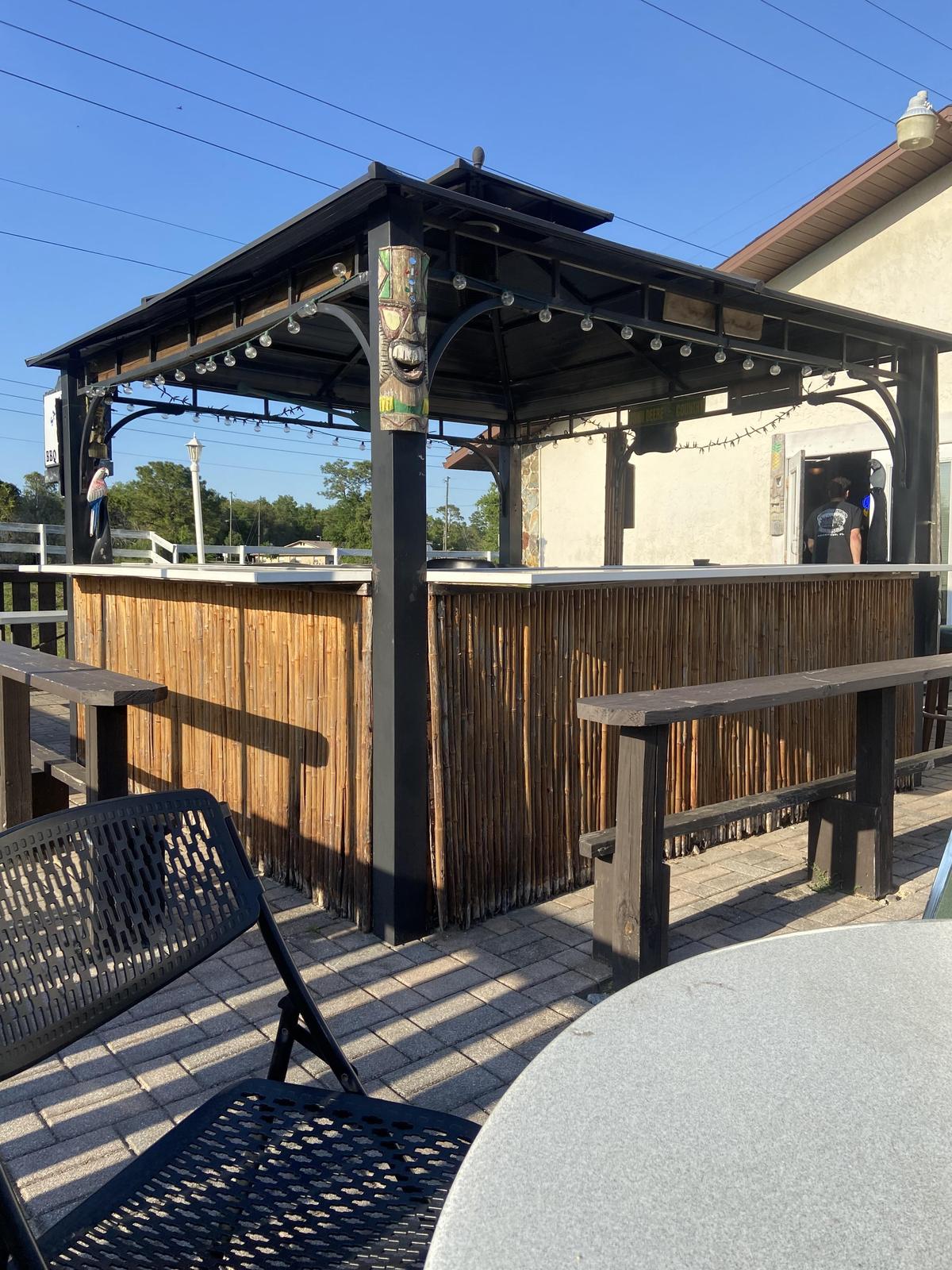Sauced Hogs BBQ Bar & Grill restaurant view 3