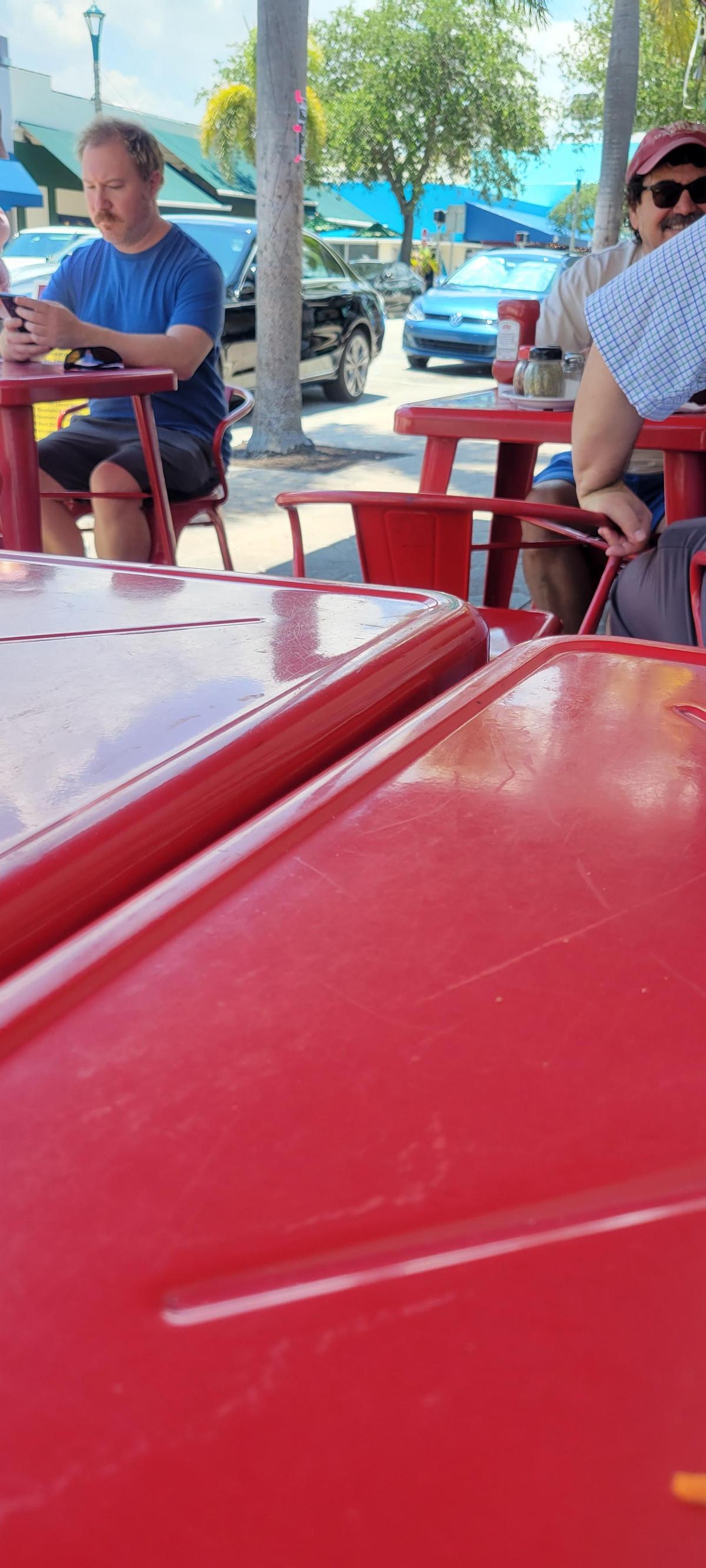 Downtown Pizza restaurant view 9