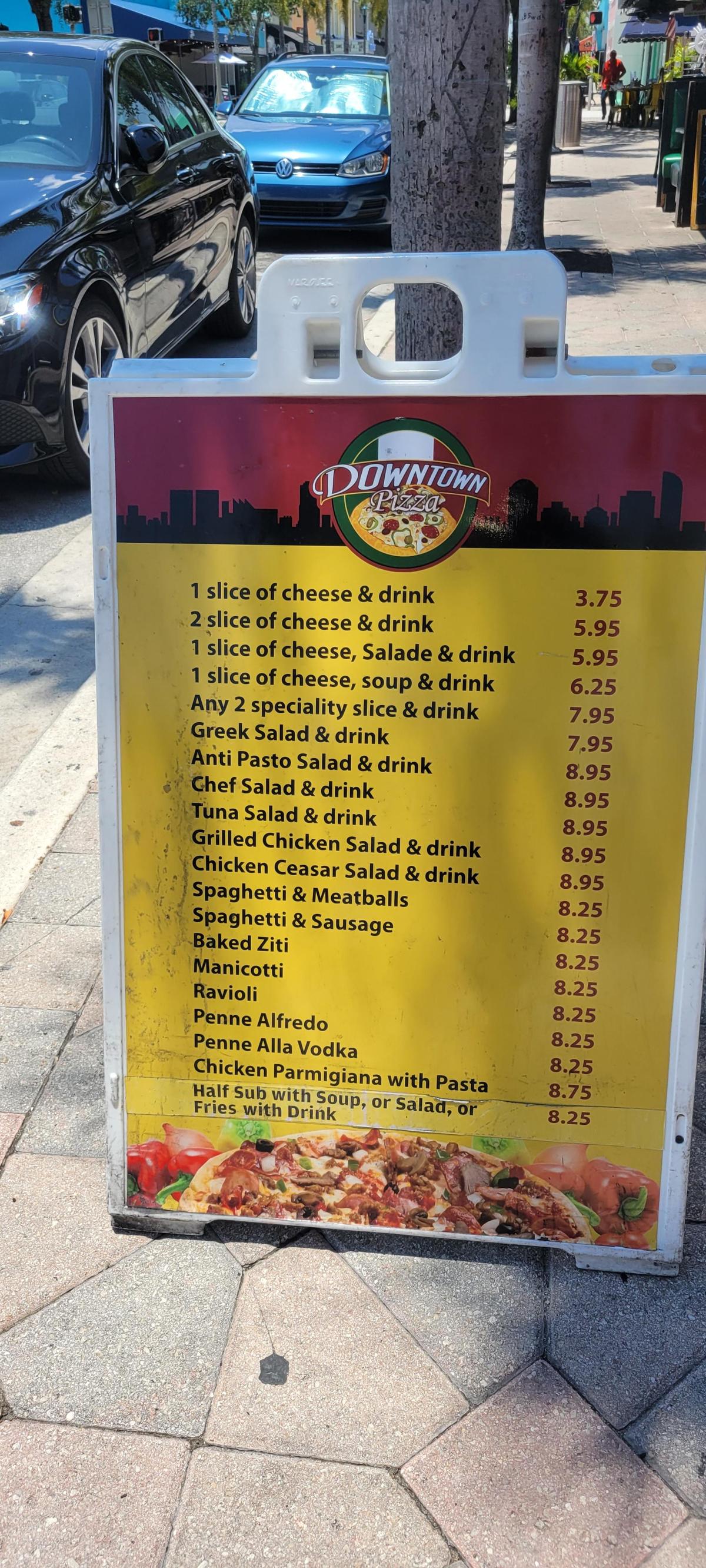 Downtown Pizza restaurant view 8