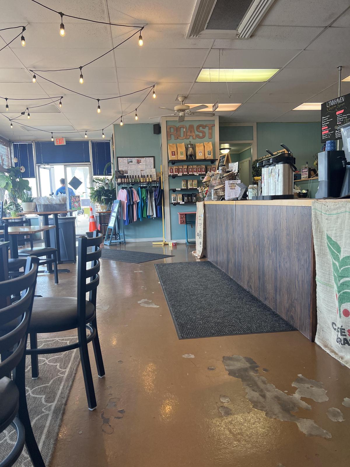 Lynnhaven Coffee Company restaurant view 2