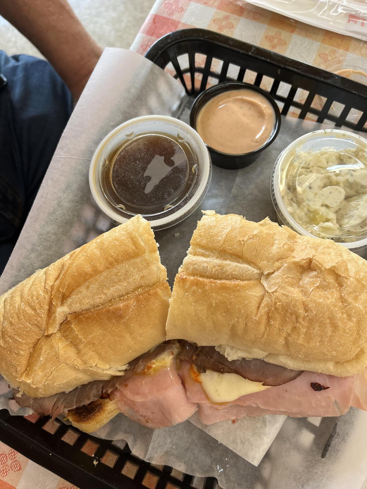 Zack's Sandwich Shack restaurant view 3