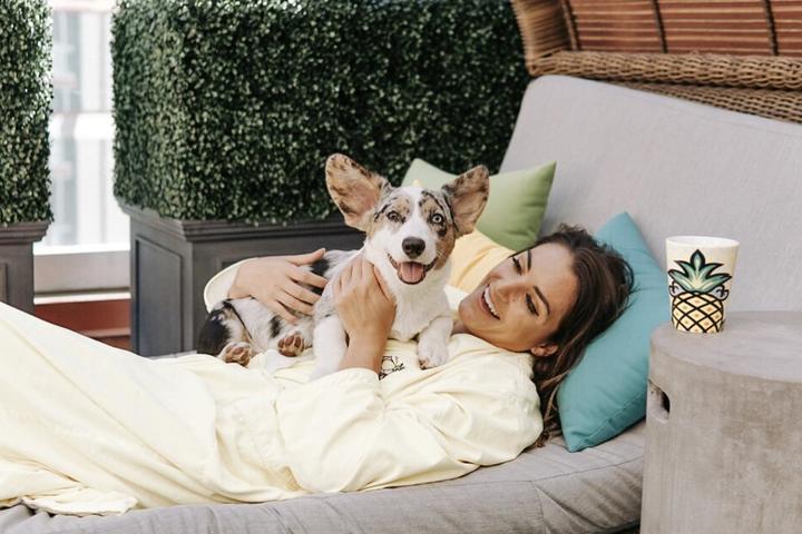 Staypineapple Pet Policy