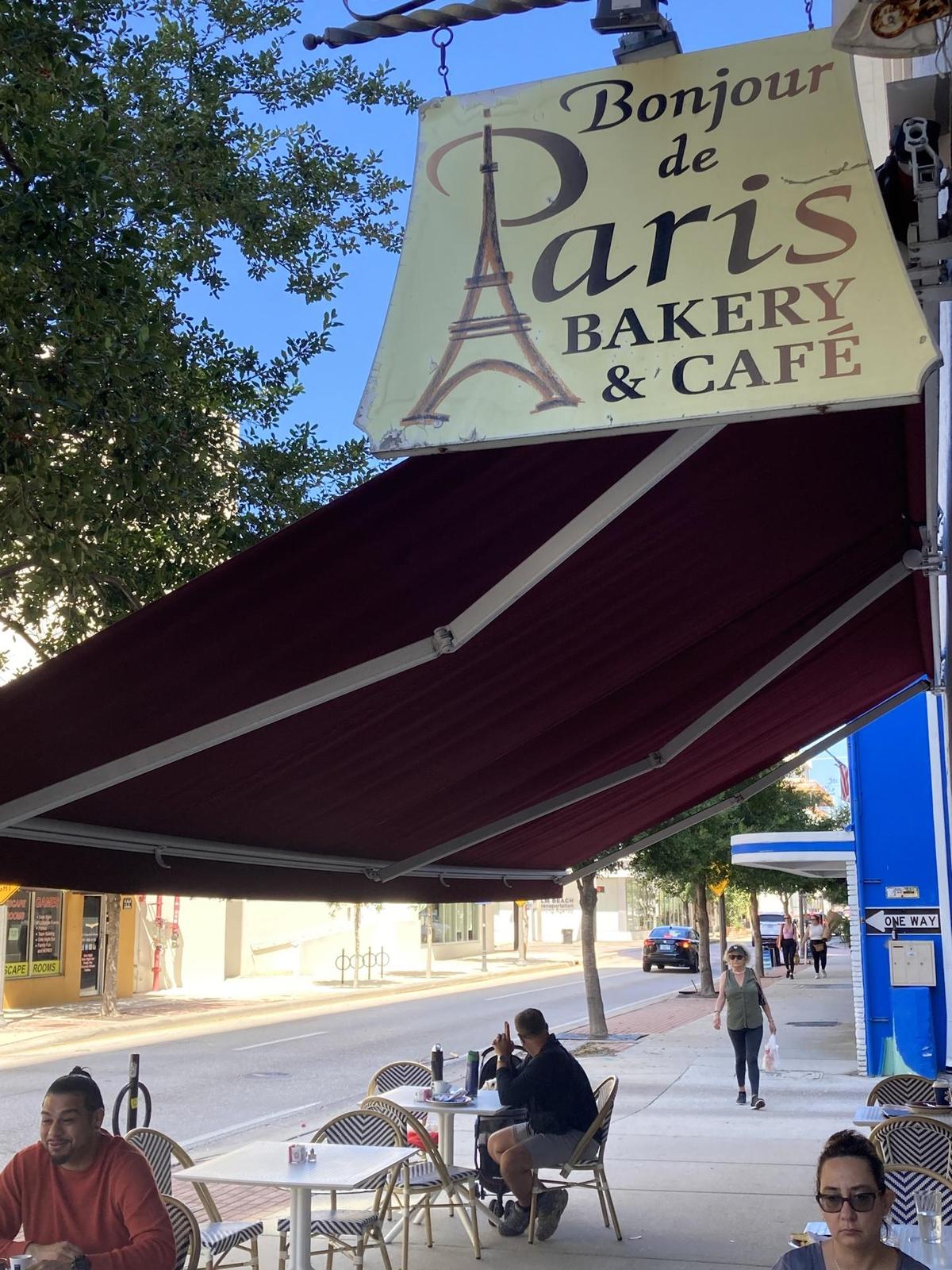 Paris Bakery & Cafe restaurant view 1