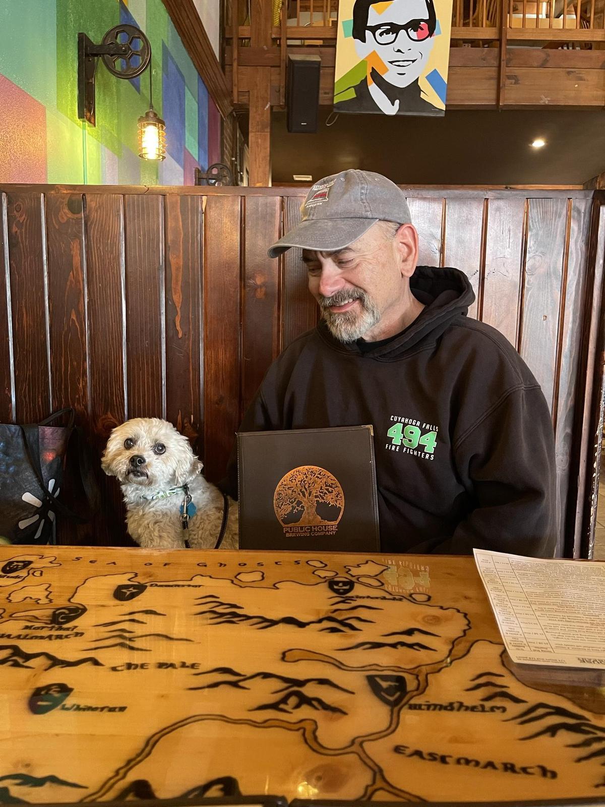 Public House Brewing Company restaurant view 4