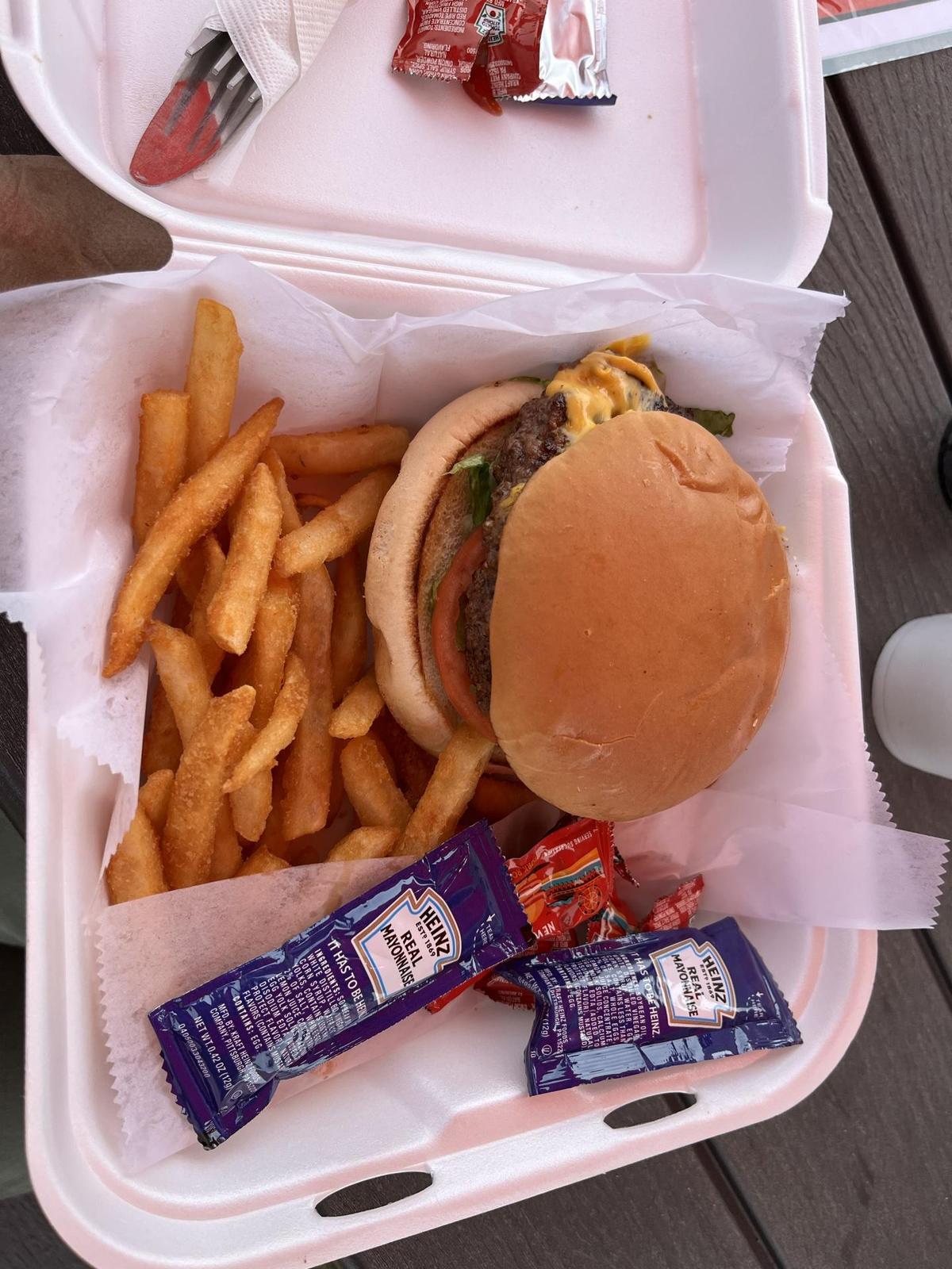 Totin's Diner restaurant view 1
