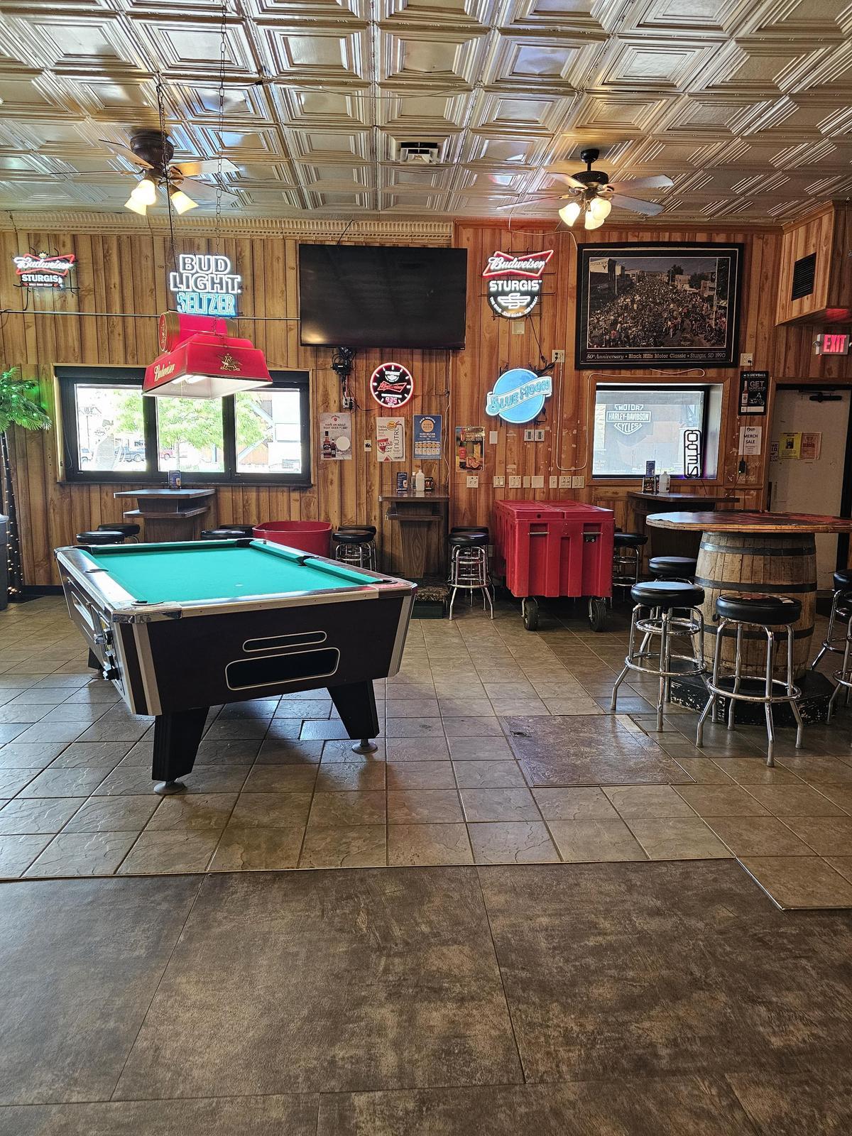 Image of Oasis Bar & Fireside Lounge