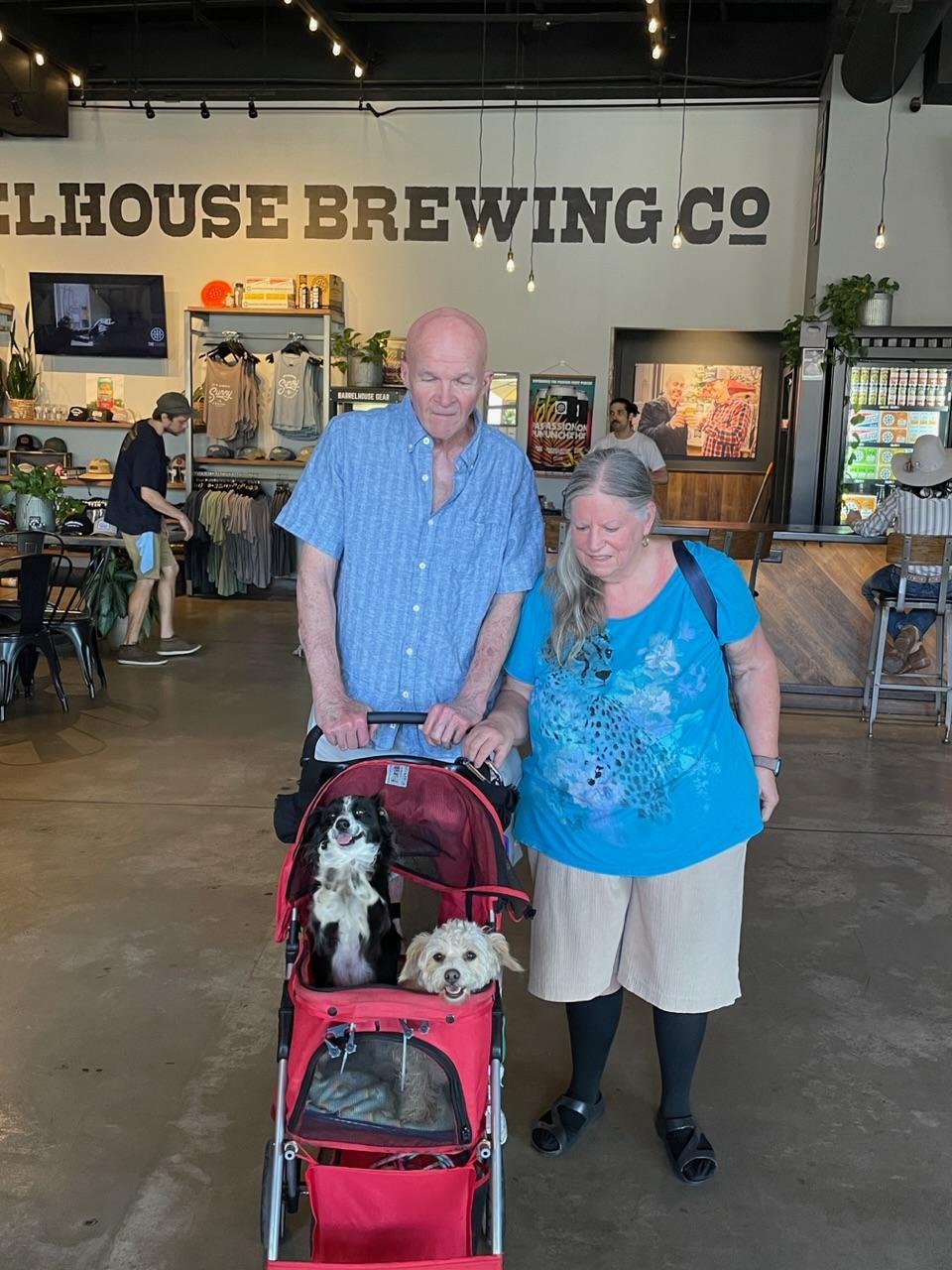 BarrelHouse Brewing Fresno Taproom restaurant view 1