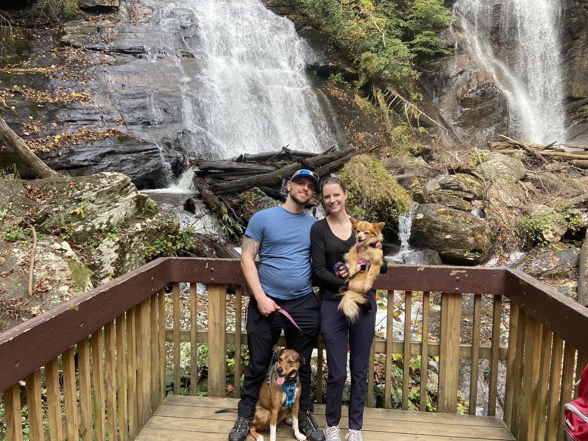 Dog friendly waterfall 2025 hikes near me