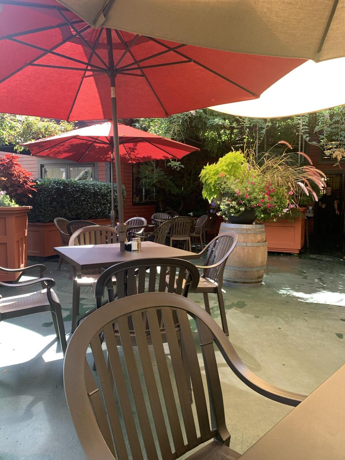Golden Valley Brewery restaurant view 1