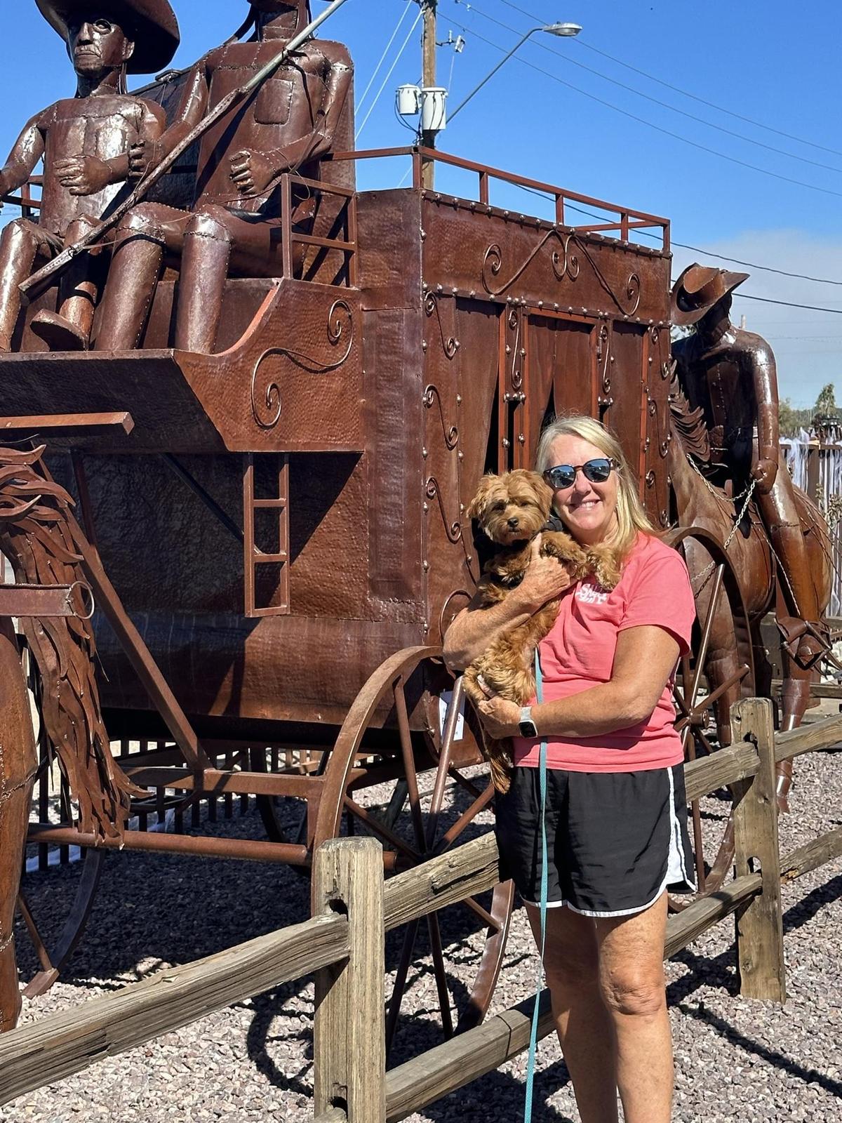 Frontier Barbeque & Beer Garden restaurant view 1