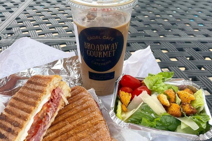 Pet Friendly Broadway Gourmet Bagel Cafe & Caterers