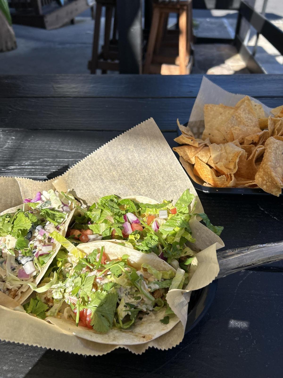 Nollie's Taco Joint restaurant view 1