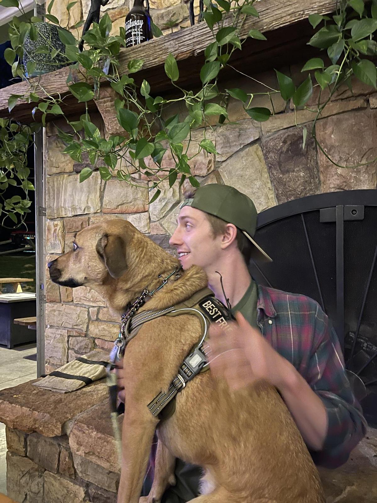 Parkway Brewing Company restaurant view 1