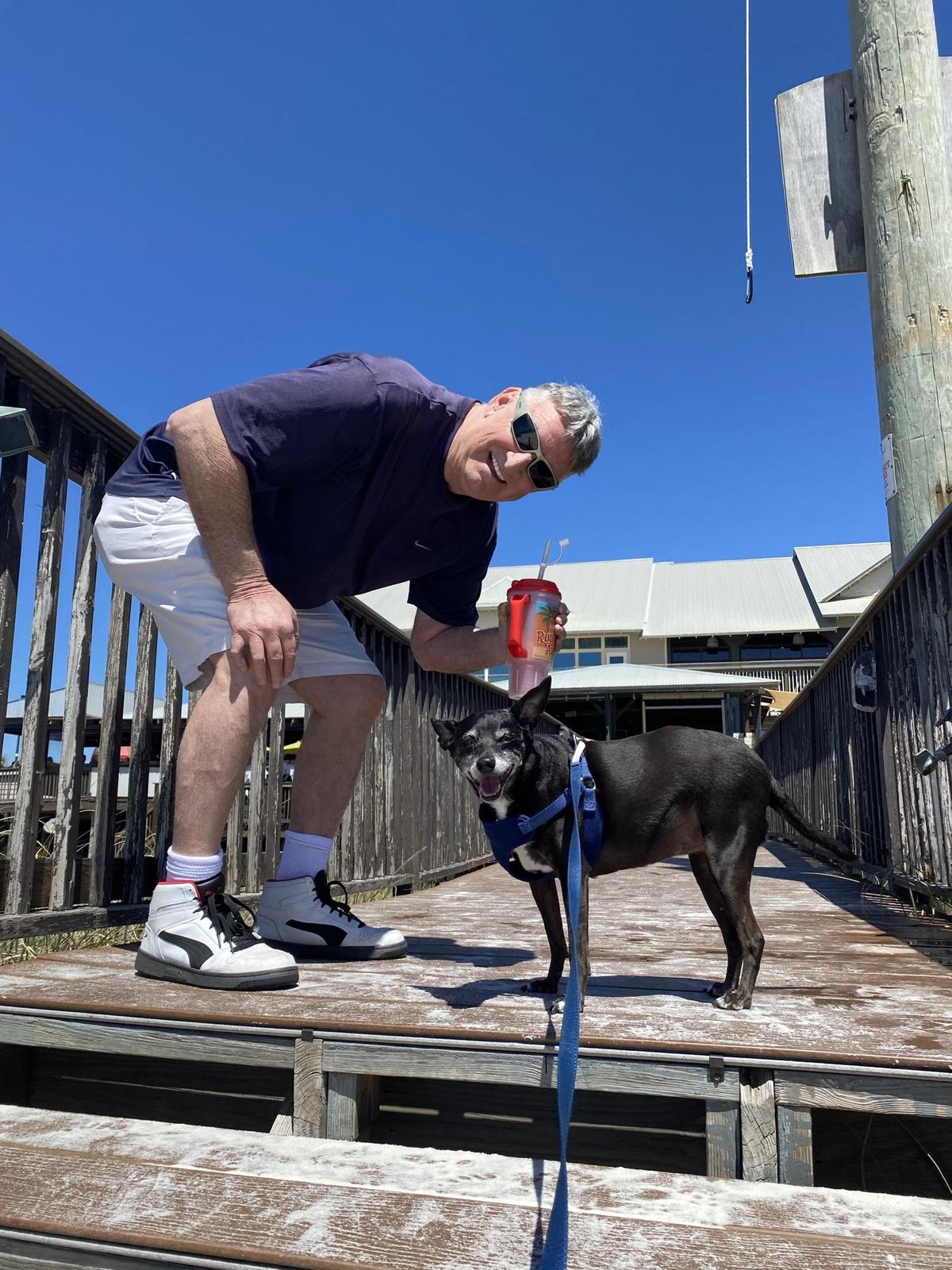 Runaway Island Beach Bar & Grill restaurant view 3