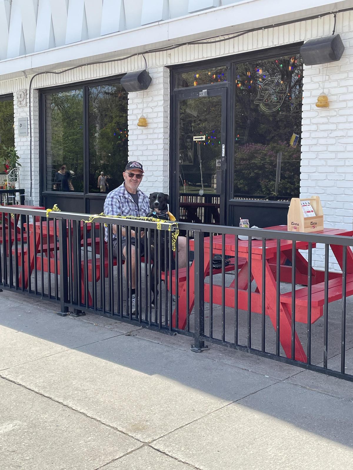 Leopold's Tavern Winnipeg - Academy restaurant view 2