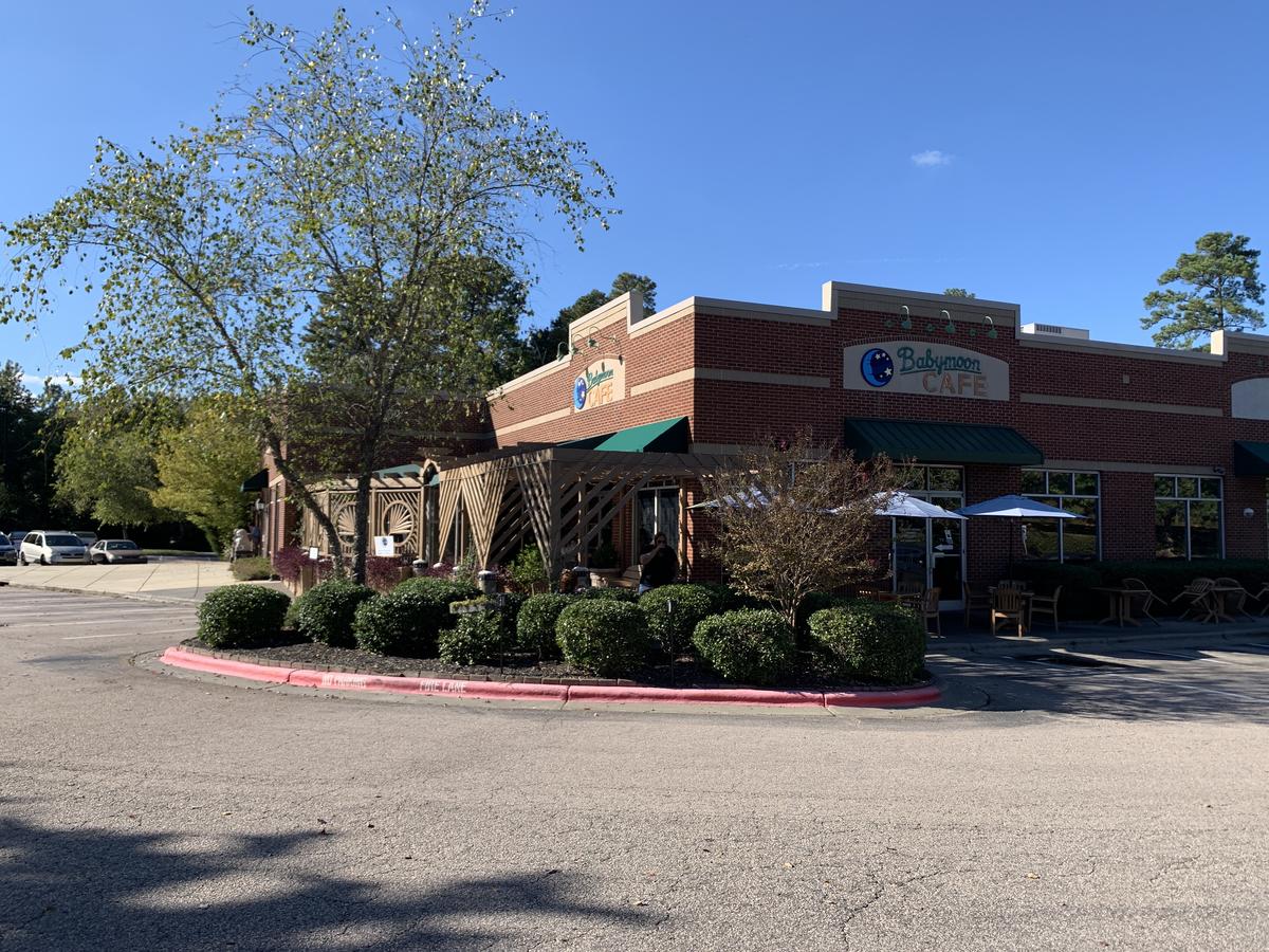 Babymoon Cafe restaurant view 1