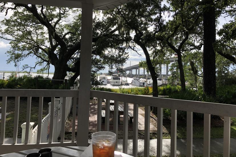 Dog Friendly Waterfront Restaurants in Georgia - BringFido