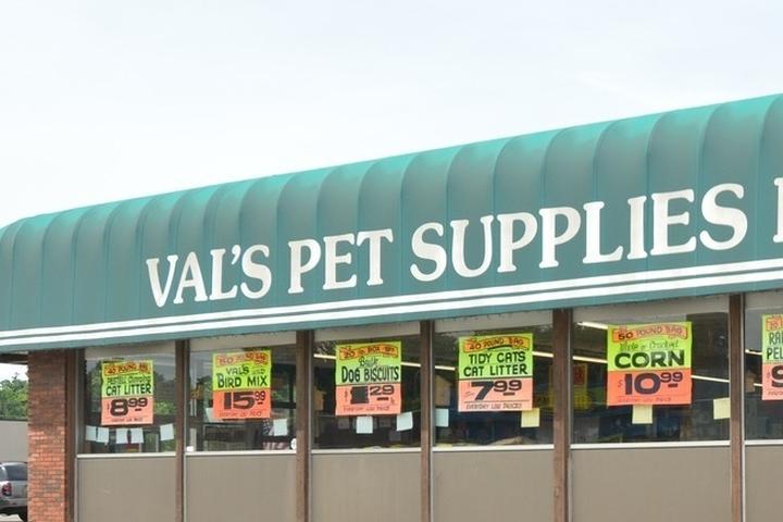 Pet Friendly Val's Pet Supplies