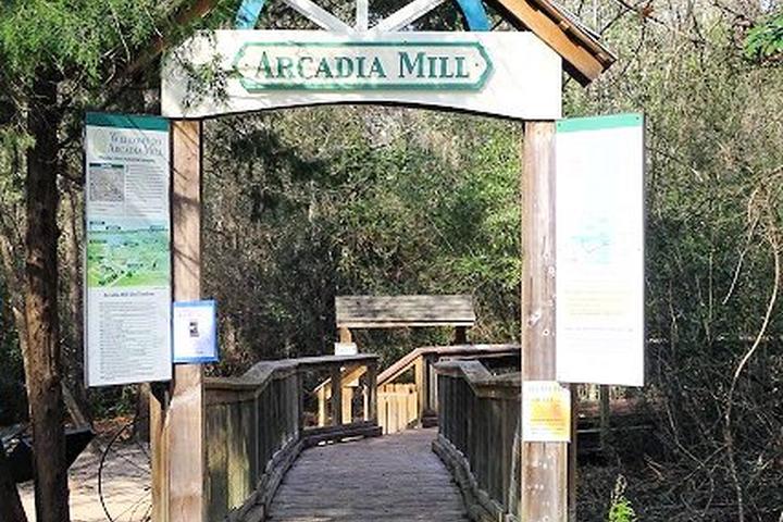 Pet Friendly Arcadia Mill