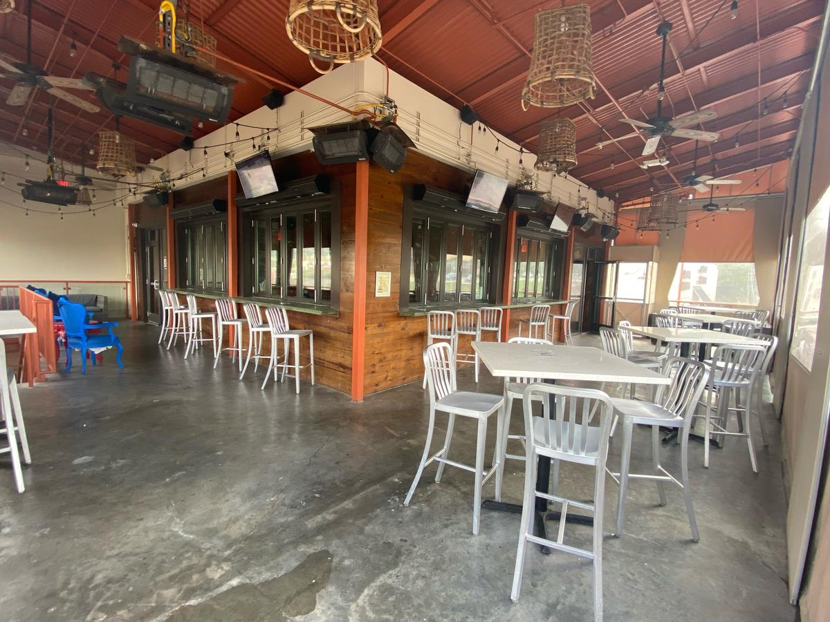 Huey Luey S Mexican Kitchen Margarita Bar Is Pet Friendly