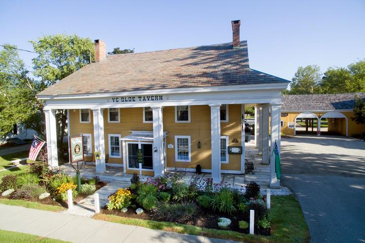 Pet Friendly Ye Olde Tavern