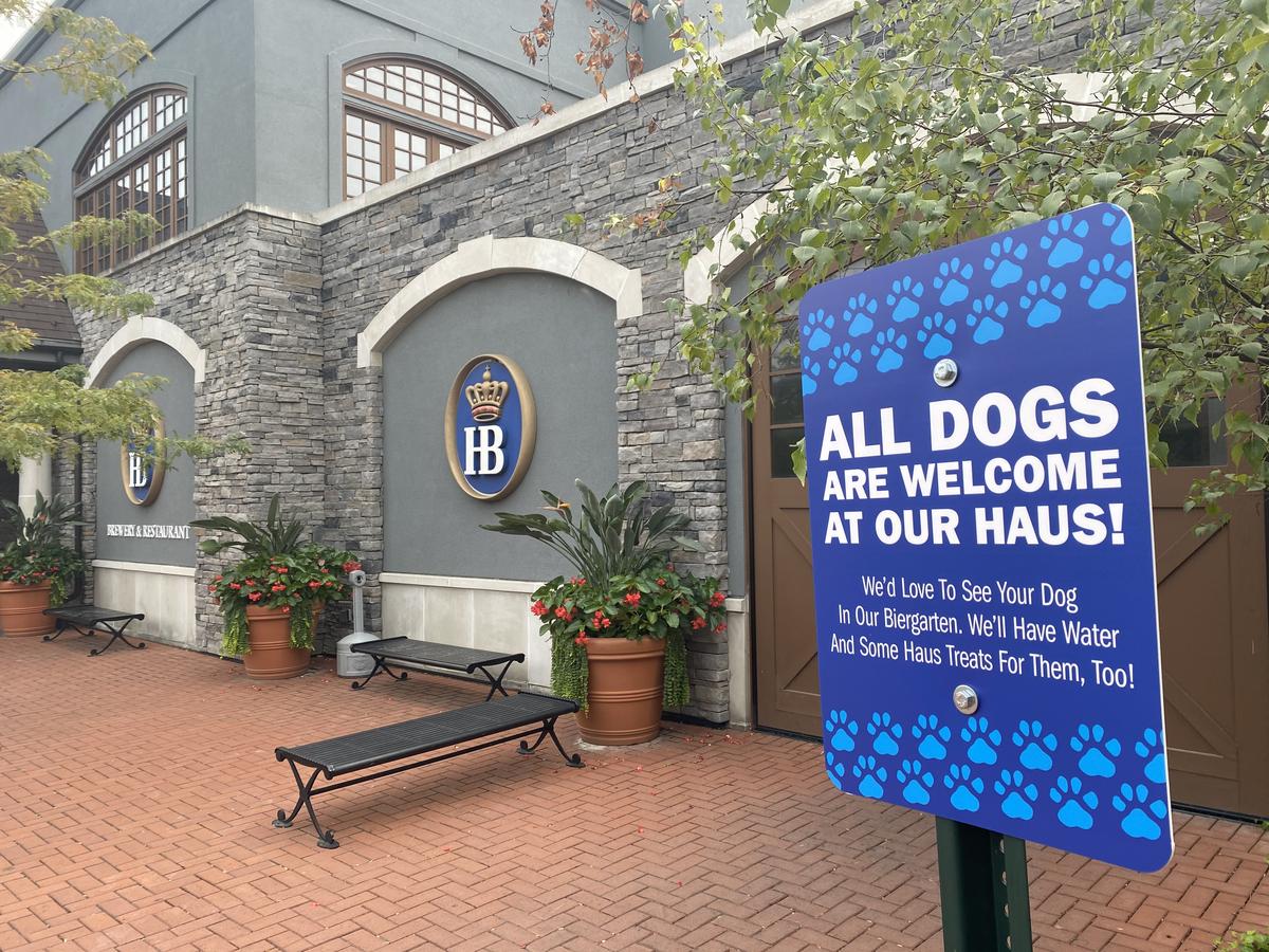 Hofbrauhaus Columbus Is Pet Friendly