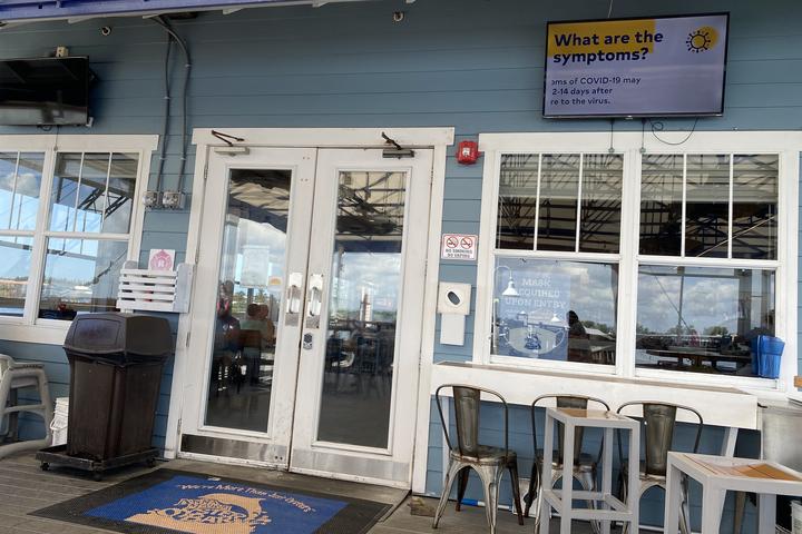 Pet Friendly Anna Maria Oyster Bar on the Pier