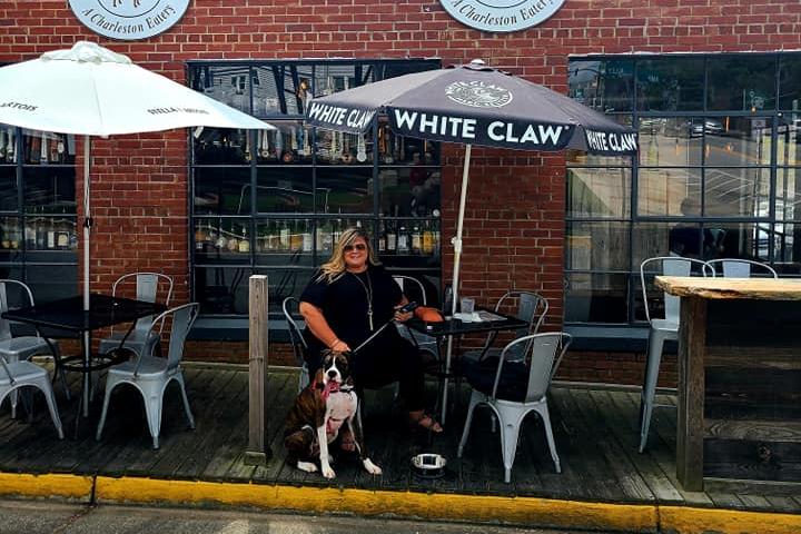 Pet Friendly Brown Dog Eatery