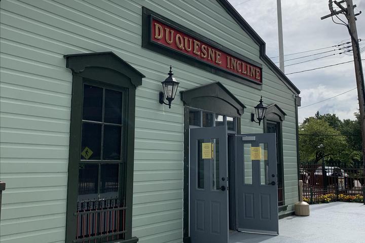 Pet Friendly Duquesne Incline Upper Station