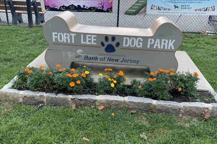 Pet Friendly Fort Lee Dog Park